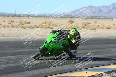 media/Jan-10-2025-CVMA Friday Practice (Fri) [[489e0da257]]/Group 4 and Trackday/Session 2 (Turn 4 Inside)/